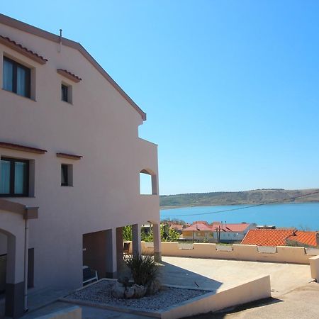 Apartments Njaco Razanac Luaran gambar